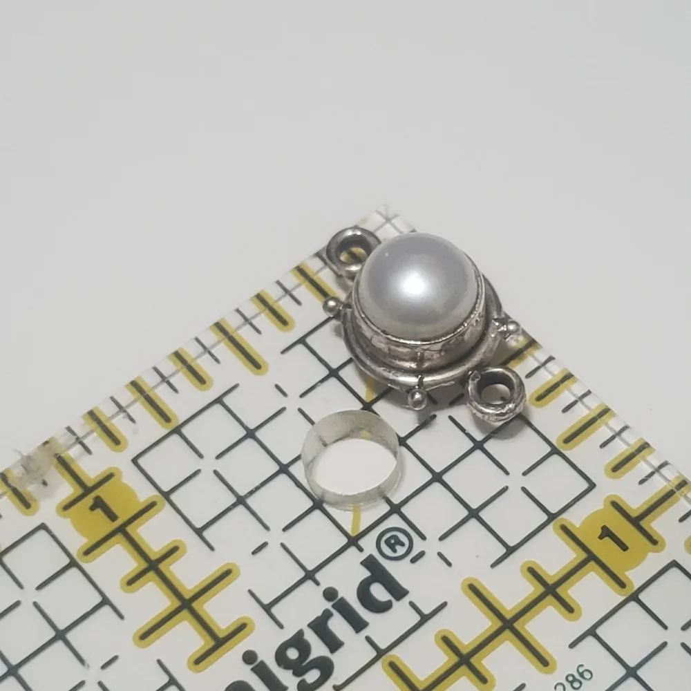 2/$20 Link Sterling Silver with Cultured Freshwater Pearl (Bleached) 18x10mm
